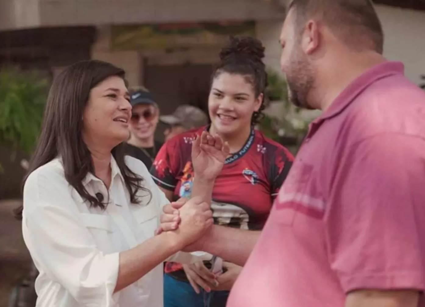 Rose Modesto visitou bairros e feiras para ouvir demandas da população no fim de semana. Rose Modesto visitou bairros e feiras para ouvir demandas da população no fim de semana.