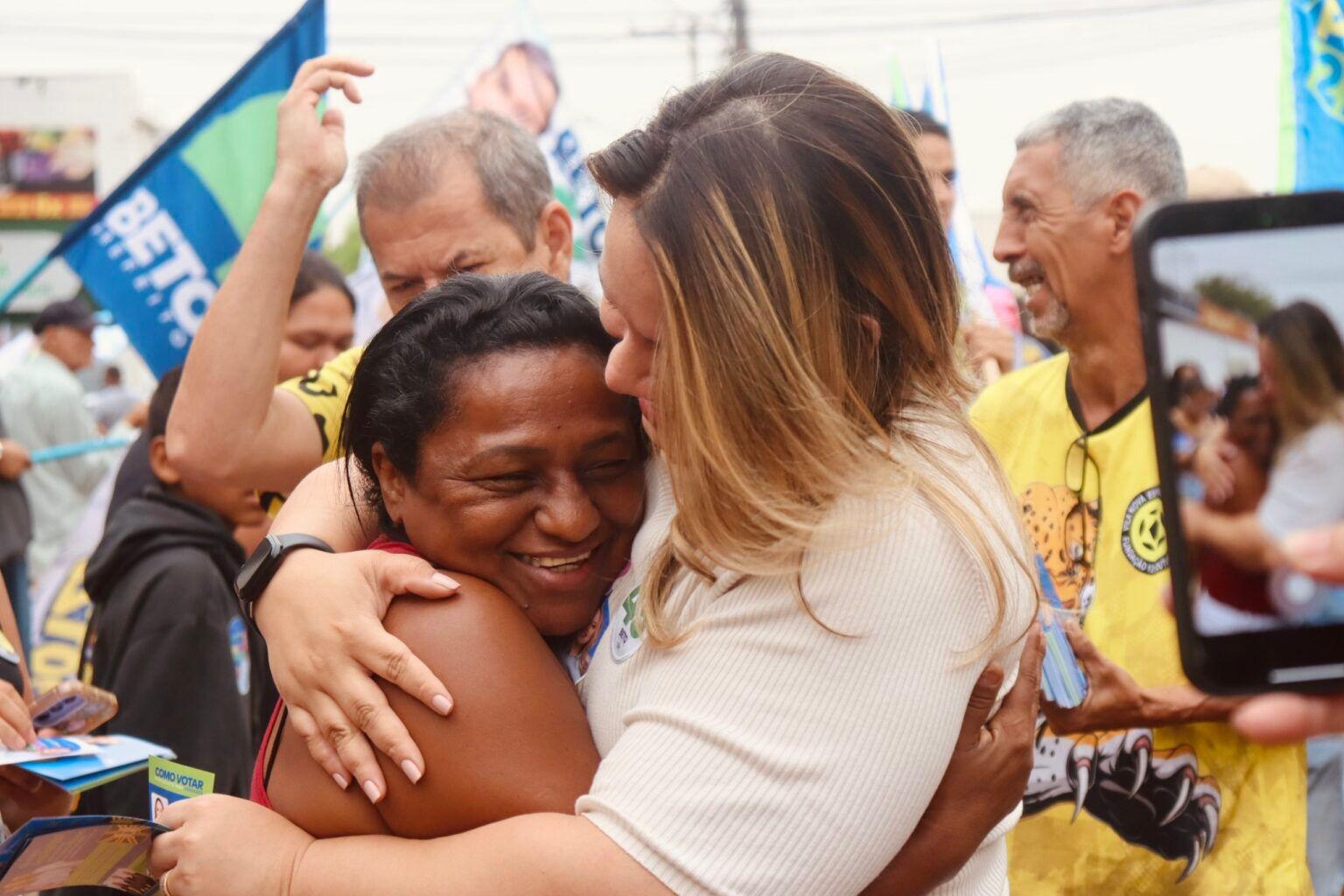 Ana Portela teve o apoio do ex Presidente Jair Messias Bolsonaro, isso foi muito importante para a Ana conquistar uma vaga na camará municipal de Campo Grande-MS.   Ana Portela teve o apoio do ex Presidente Jair Messias Bolsonaro, isso foi muito importante para a Ana conquistar uma vaga na camará municipal de Campo Grande-MS.