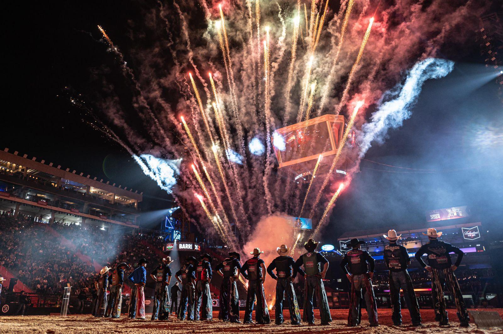 Expogenética MS, leilões e rodeio começam nesta quinta-feira. Expogenética MS, leilões e rodeio começam nesta quinta-feira.