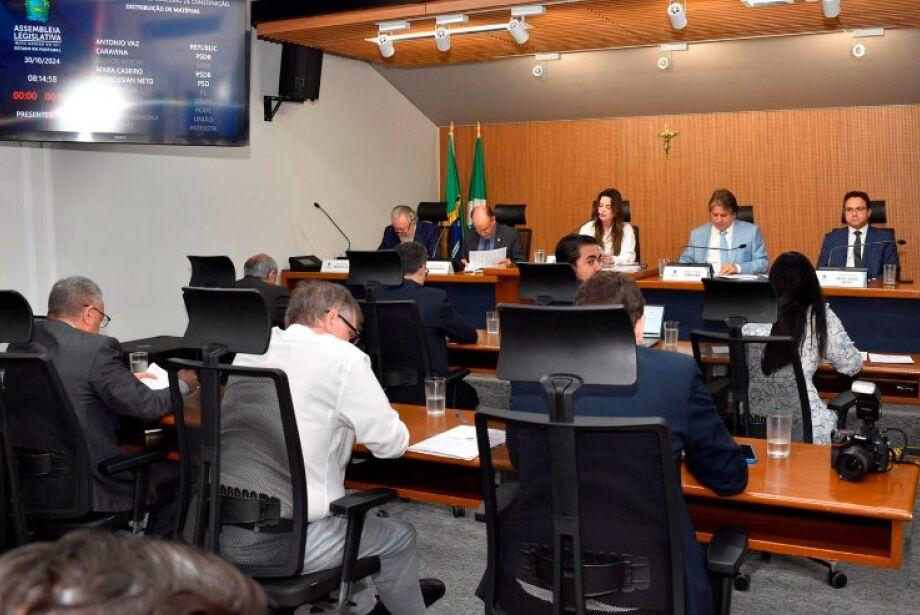 CCJR aprova pareceres à Lei Orçamentária Anual de R$26,4 bilhões. CCJR aprova pareceres à Lei Orçamentária Anual de R$26,4 bilhões.