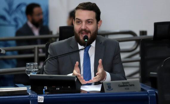 Vereador réu por corrupção usará tornozeleira eletrônica por mais seis meses. Vereador réu por corrupção usará tornozeleira eletrônica por mais seis meses.