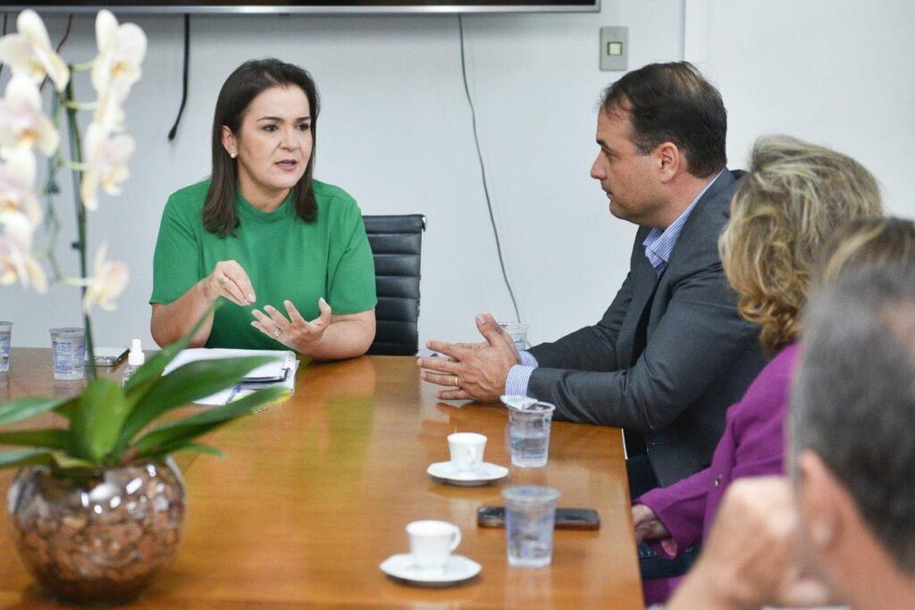 Prefeita Adriane Lopes fortalece parceria com o comércio e indústria para impulsionar crescimento de Campo Grande.