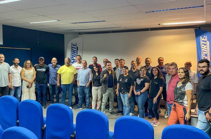 Fundesporte lança edital para premiar melhores atletas e profissionais do esporte em MS. Fundesporte lança edital para premiar melhores atletas e profissionais do esporte em MS.