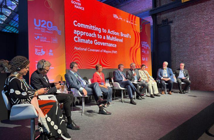 G20: O Governador Eduardo Riedel destaca sustentabilidade e municipalismo ao falar em nome de governadores no RJ. G20: O Governador Eduardo Riedel destaca sustentabilidade e municipalismo ao falar em nome de governadores no RJ.
