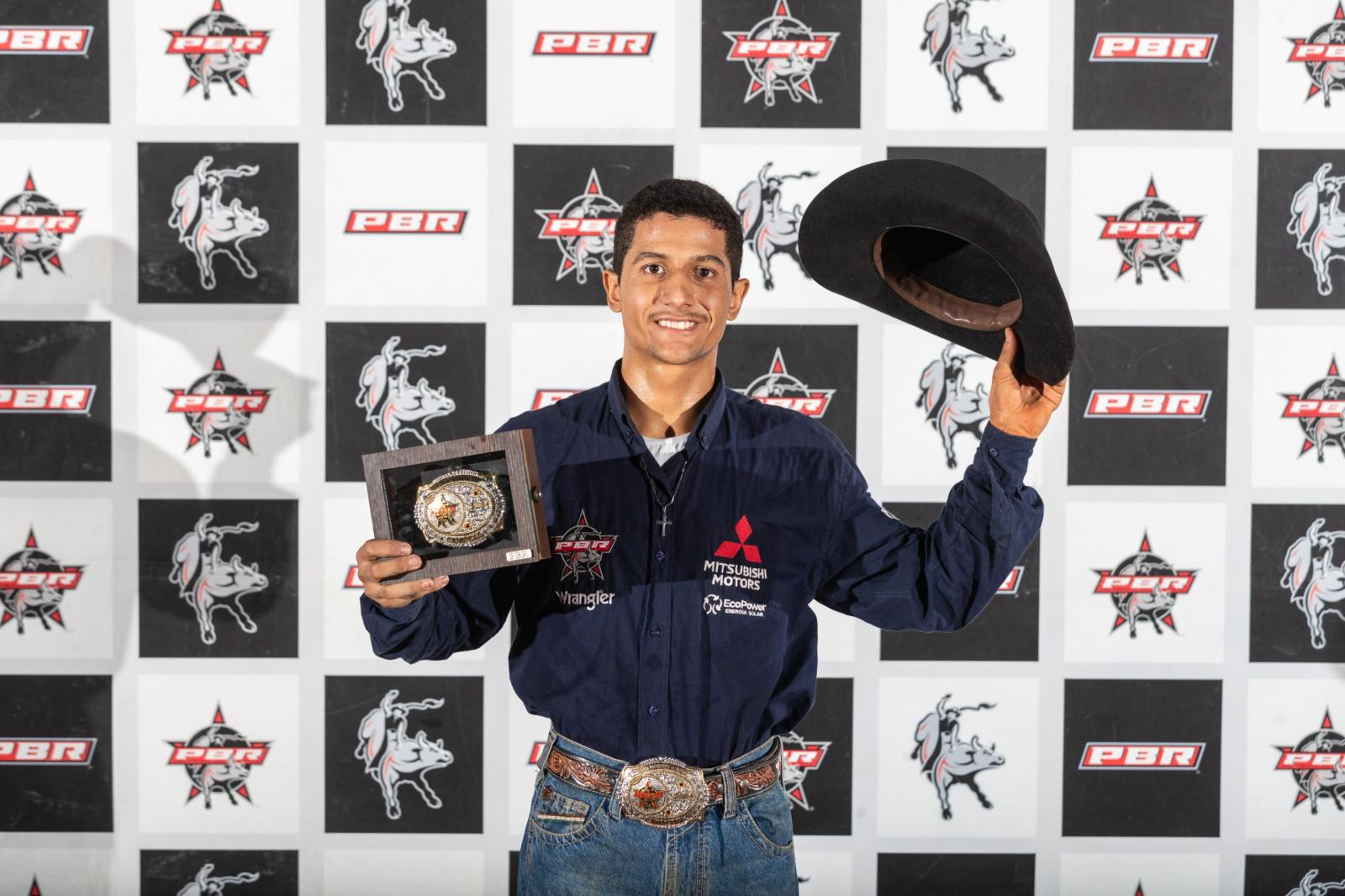 GUSTAVO LUIZ CONQUISTA PRIMEIRO TÍTULO PELA PBR EM CAMPO GRANDE.
