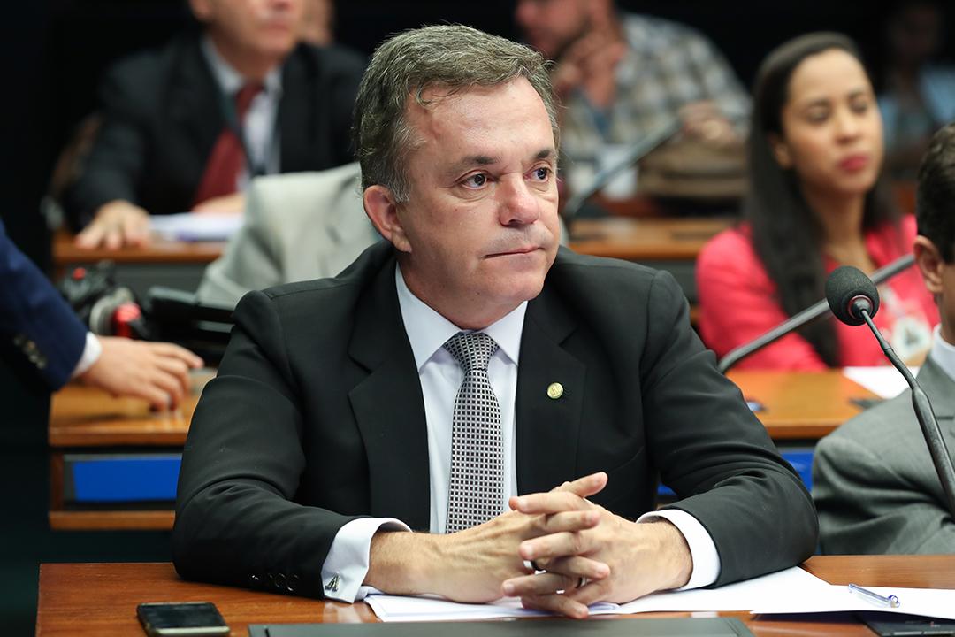 Verba federal para reforma da Feira Central em Campo Grande está preservada, garante Vander Loubet. Verba federal para reforma da Feira Central em Campo Grande está preservada, garante Vander Loubet.