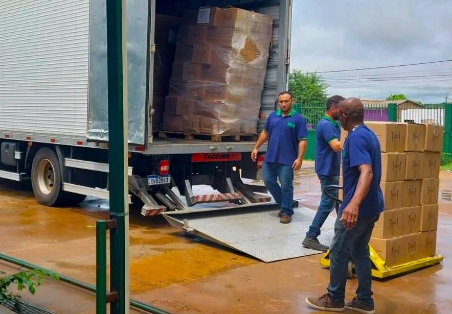 Governo do Estado antecipa entrega dos kits escolares para o ano letivo de 2025. Governo do Estado antecipa entrega dos kits escolares para o ano letivo de 2025.