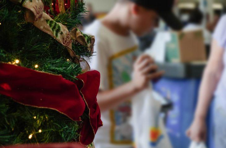 Beneficiários do Mais Social garantem a Ceia de Natal com “13° salário” Beneficiários do Mais Social garantem a Ceia de Natal com “13° salário”