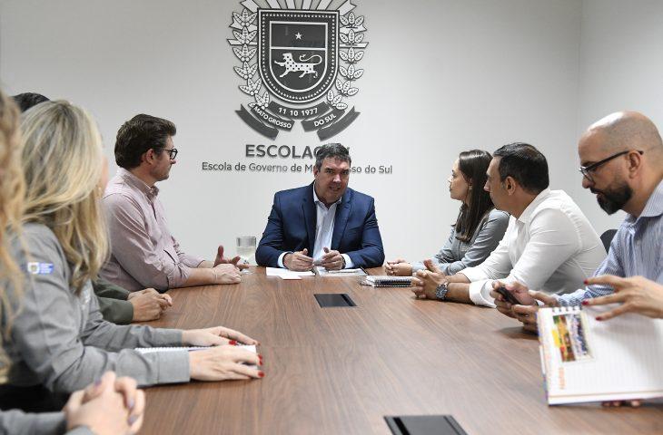 Com foco na qualificação, Escolagov apresenta projetos para capacitação dos servidores públicos de MS. Com foco na qualificação, Escolagov apresenta projetos para capacitação dos servidores públicos de MS.