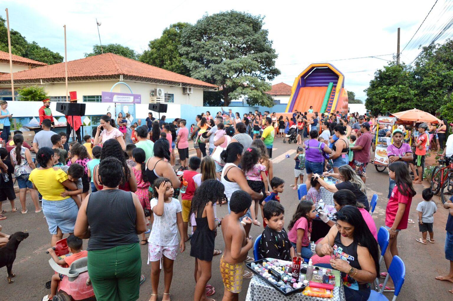 Natal nos Bairros encerra com festa e emoção no Jardim Noroeste após levar alegria a milhares de famílias.