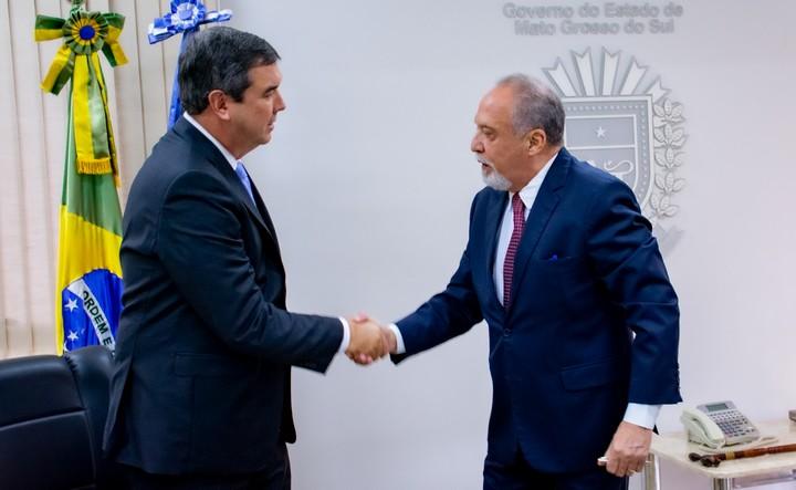 O Governador Eduardo Riedel reconduz procurador-geral do Ministério Público de Contas ao comando da instituição. O Governador Eduardo Riedel reconduz procurador-geral do Ministério Público de Contas ao comando da instituição.