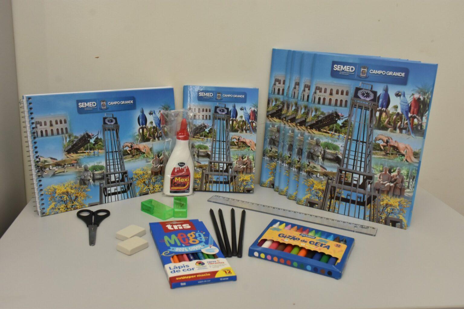 Prefeitura de Campo Grande antecipa entrega de kits escolares para o ano letivo de 2025.