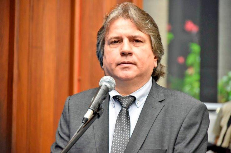 Projeto declara utilidade pública de associação de produtores do Assentamento Almanara. Projeto declara utilidade pública de associação de produtores do Assentamento Almanara.