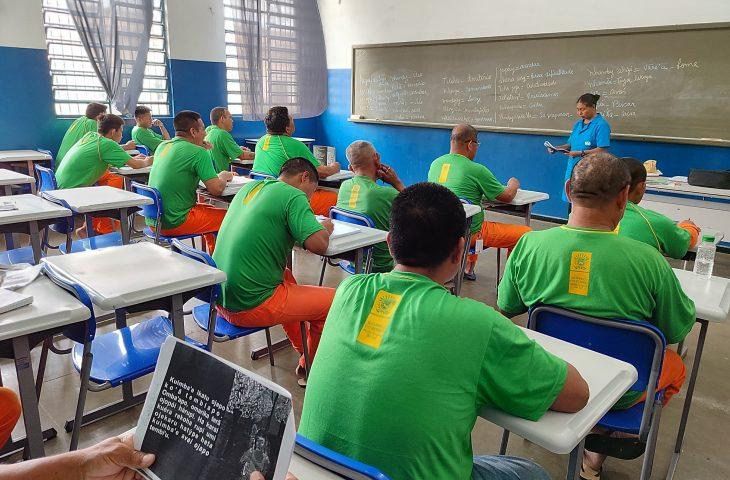 Projetos inovadores transformam realidade de indígenas privados de liberdade em MS. Projetos inovadores transformam realidade de indígenas privados de liberdade em MS.