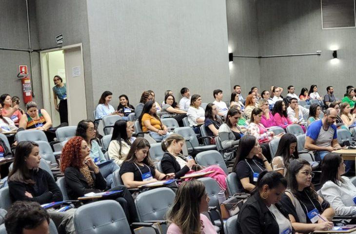 Resistência a medicamentos é debatida e reforça alerta sobre os perigos da automedicação. Resistência a medicamentos é debatida e reforça alerta sobre os perigos da automedicação.