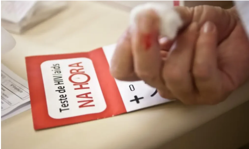 Mais de 2,3 milhões de preservativos e 120 mil testes: os números do combate ao HIV em MS. Mais de 2,3 milhões de preservativos e 120 mil testes: os números do combate ao HIV em MS.