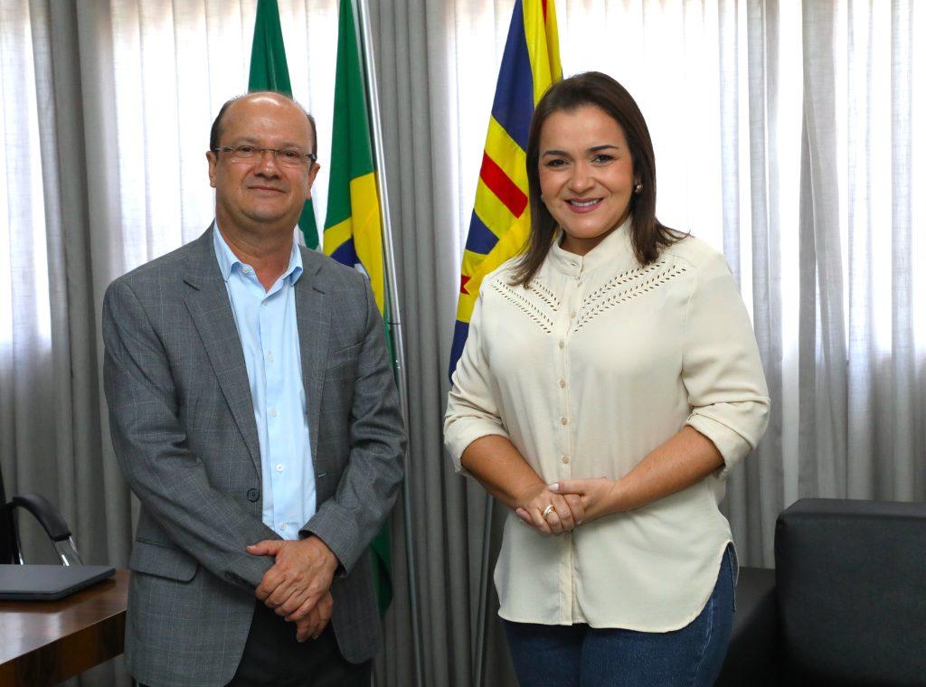 Governador em exercício reforça parcerias em agenda municipalista e harmonia entre poderes. Governador em exercício reforça parcerias em agenda municipalista e harmonia entre poderes.