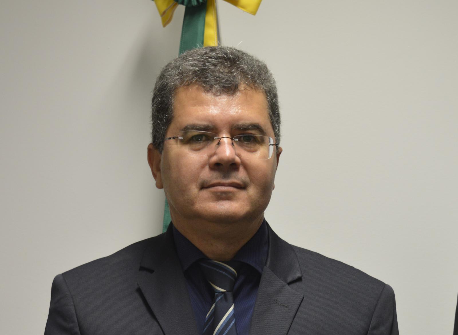 Juiz Ariovaldo Corrêa  absolve a prefeita Adriane lopes por compra de votos na Capital. Juiz Ariovaldo Corrêa  absolve a prefeita Adriane lopes por compra de votos na Capital.