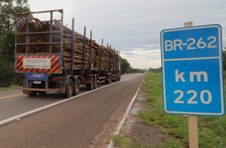 Novos caminhos: em ritmo acelerado de crescimento, MS atrai cada vez mais trabalhadores de outras regiões do País. Novos caminhos: em ritmo acelerado de crescimento, MS atrai cada vez mais trabalhadores de outras regiões do País.