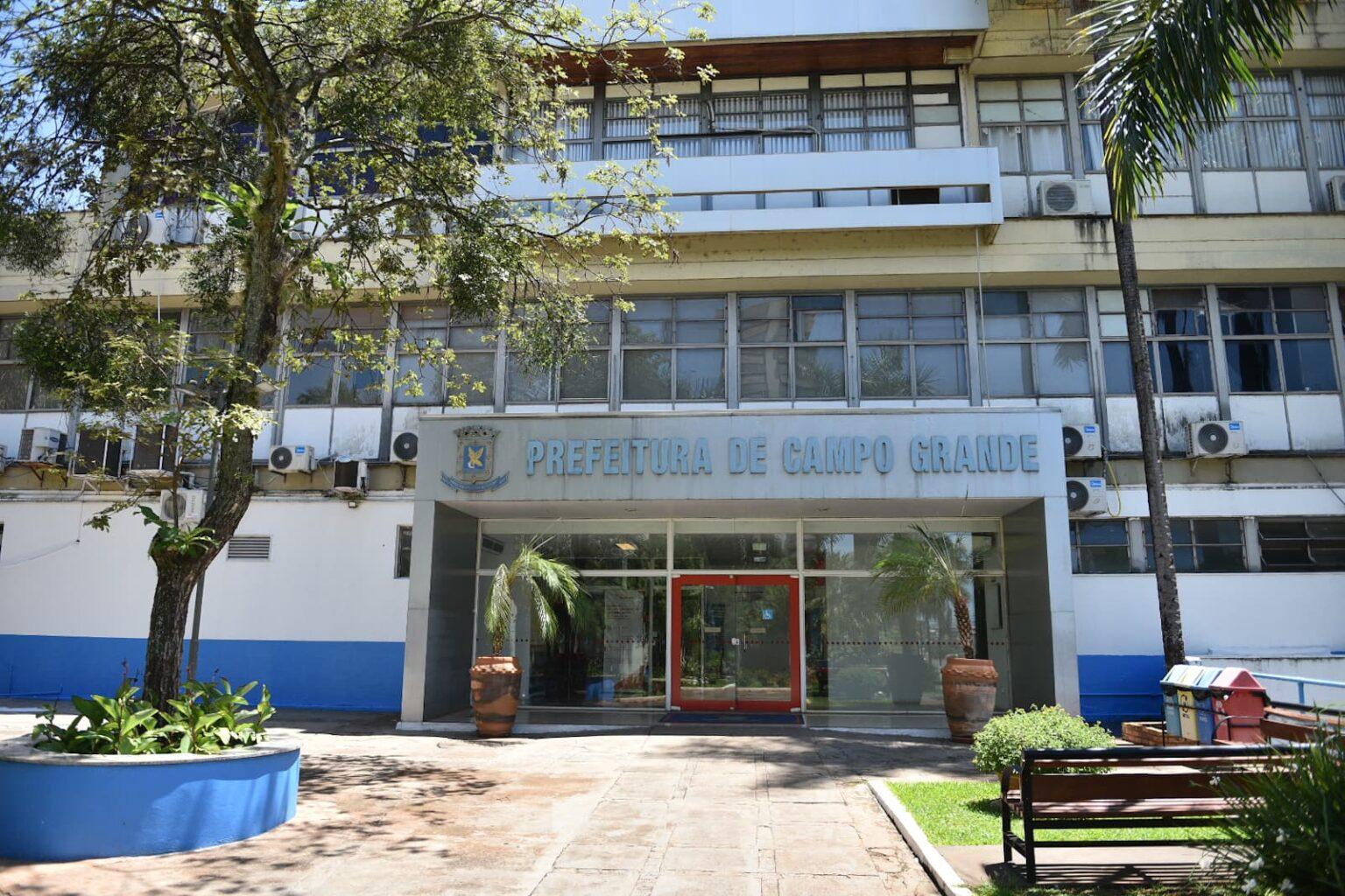 Prefeitos discutem investimentos e fortalecimento do consórcio intermunicipal em reunião.