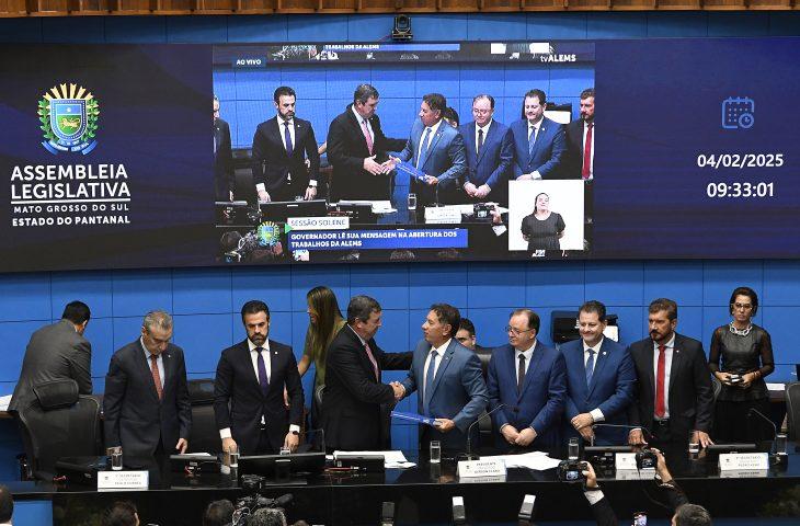 Governo de MS apresenta projetos de desenvolvimento econômico, social e de meio ambiente na Alems. Governo de MS apresenta projetos de desenvolvimento econômico, social e de meio ambiente na Alems.