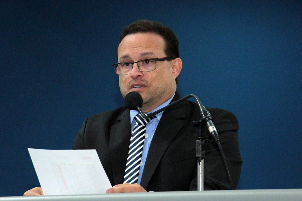 Mais uma vez Câmara escala comissão para aliviar pressão por CPI do Ônibus. Mais uma vez Câmara escala comissão para aliviar pressão por CPI do Ônibus.
