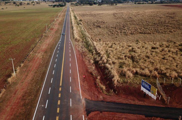Rodovia MS-338: avanços na integração entre Camapuã e Ribas do Rio Pardo. Rodovia MS-338: avanços na integração entre Camapuã e Ribas do Rio Pardo.
