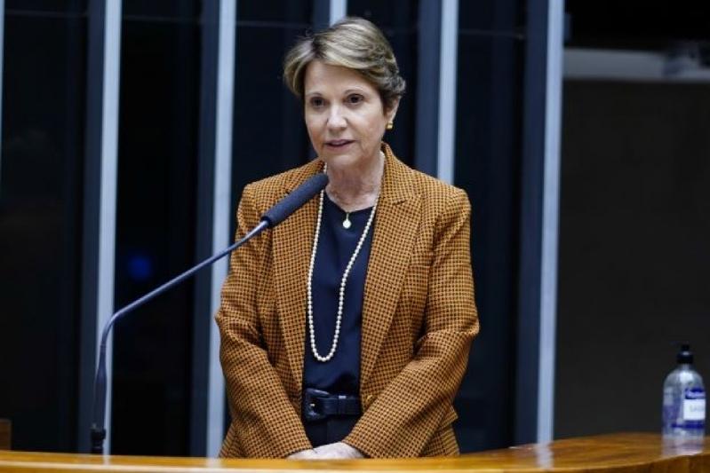 Senadora Tereza Cristina protocola projeto para vetar criação do ‘IBGE paralelo’. Senadora Tereza Cristina protocola projeto para vetar criação do ‘IBGE paralelo’.