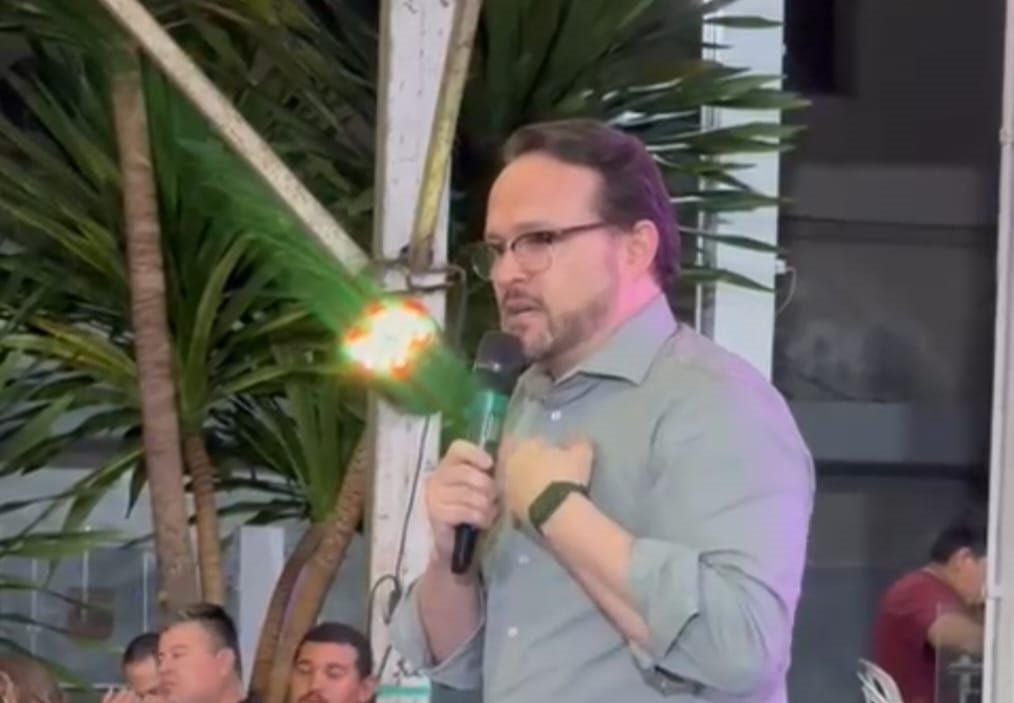 Vereador Dr. Lívio representa a Câmara nas comemorações dos 10 anos da Casa da Mulher Brasileira.