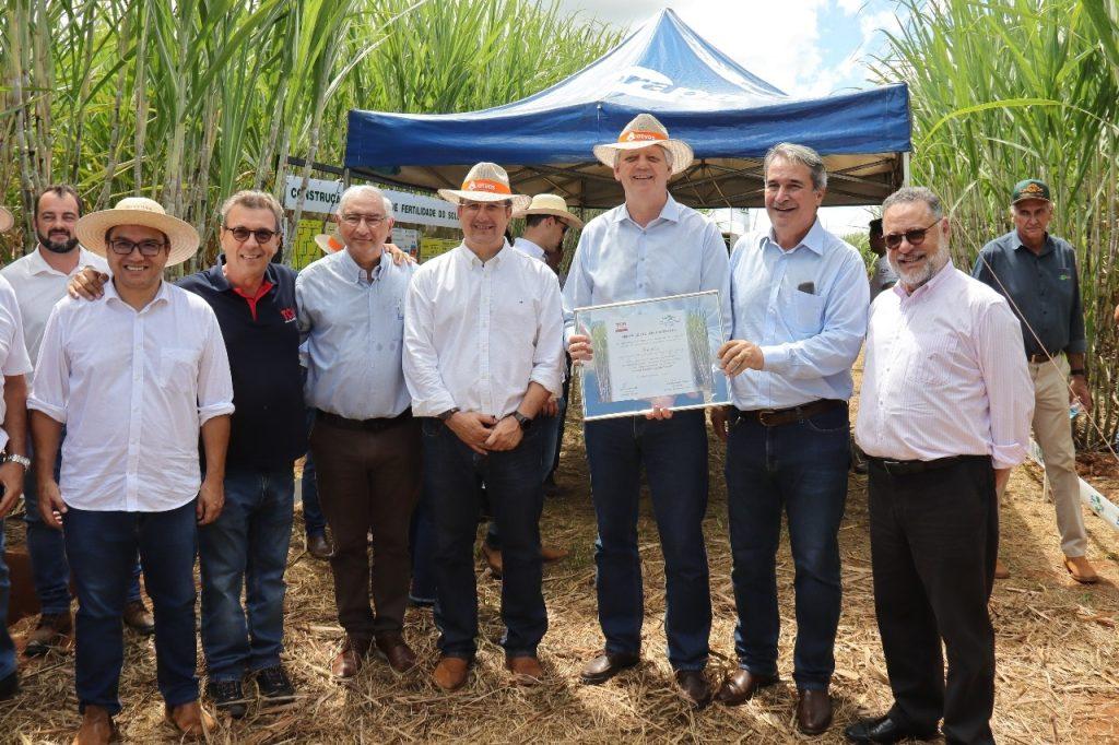 Mato Grosso do Sul tem produção recorde de etanol e avança na descarbonização do setor bioenergético. Mato Grosso do Sul tem produção recorde de etanol e avança na descarbonização do setor bioenergético.