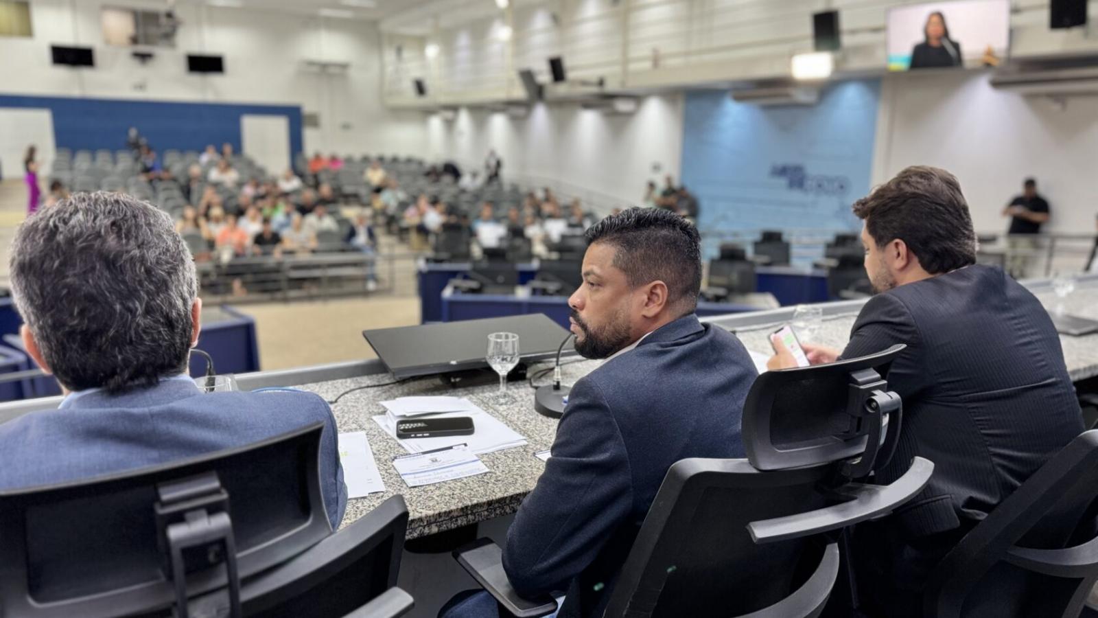 Audiência Pública realizada pelo Vereador Professor Riverton, expõe descaso na BR-163: “Vamos esperar mais mortes?”