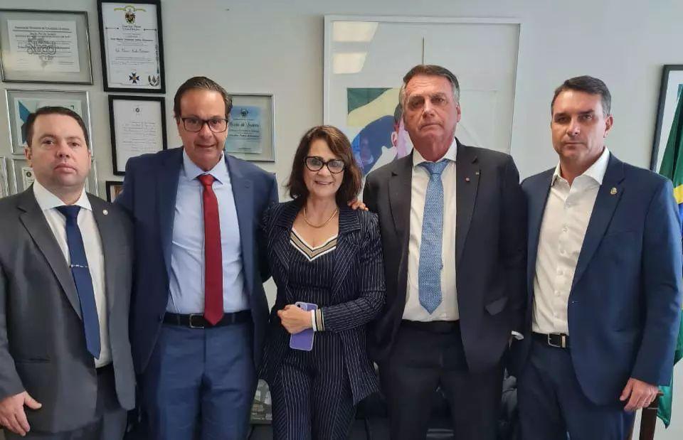Deputado Rodolfo Nogueira acompanha 2º dia de julgamento ao lado de Bolsonaro e fala em ‘perseguição’ Deputado Rodolfo Nogueira acompanha 2º dia de julgamento ao lado de Bolsonaro e fala em ‘perseguição’