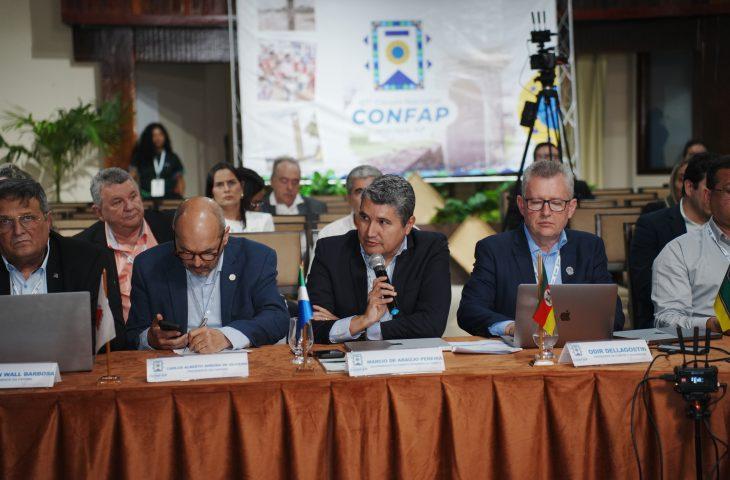 Diretor-presidente da Fundect é eleito presidente de conselho nacional que fomenta ciência e tecnologia. Diretor-presidente da Fundect é eleito presidente de conselho nacional que fomenta ciência e tecnologia.
