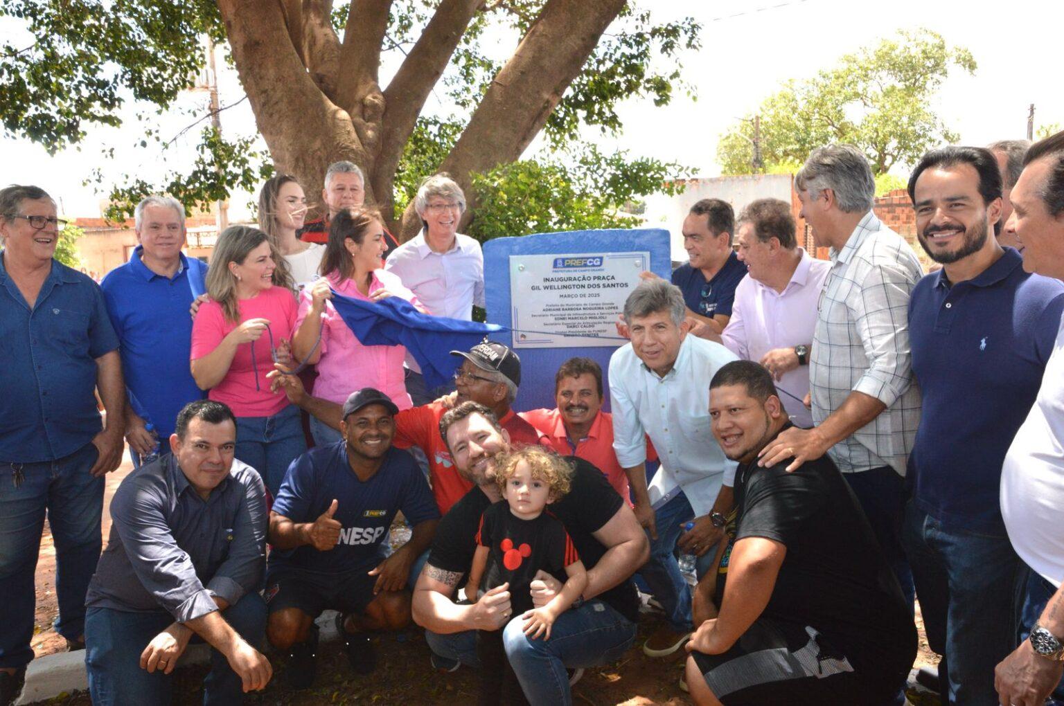 Prefeita Adriane Lopes  amplia espaços de lazer e esporte com entrega de praça e arena no Bairro Dom Antônio.