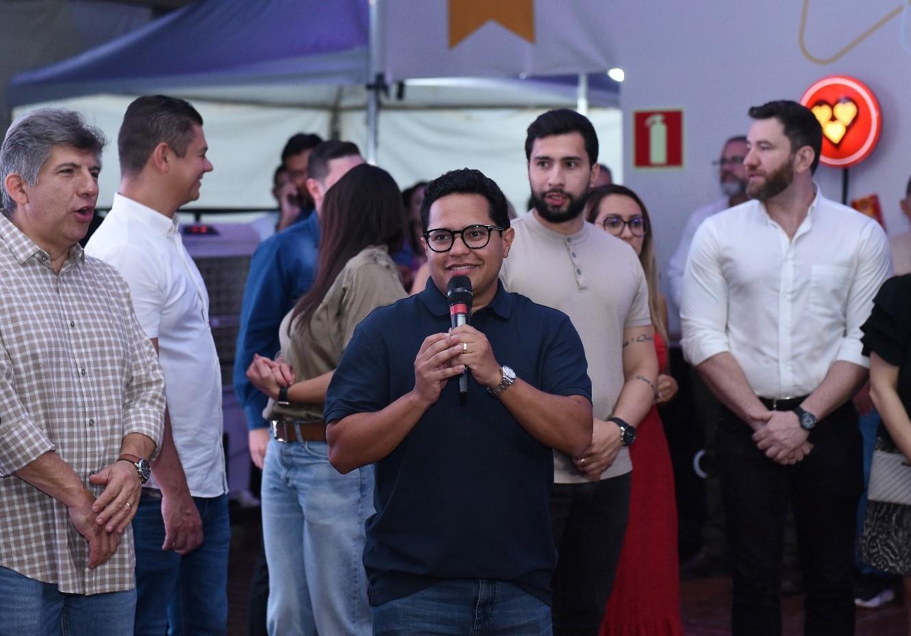 Expogrande 2025 tem início com forte parceria entre Prefeitura e Câmara, ampliando presença do poder público na maior feira agropecuária do Estado.