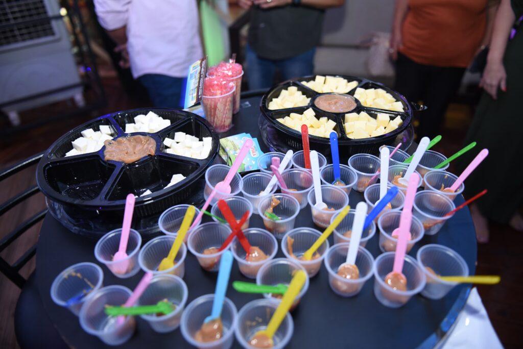 Lançamento da 8ª Festa do Queijo atrai público com degustação e movimenta produtores locais.