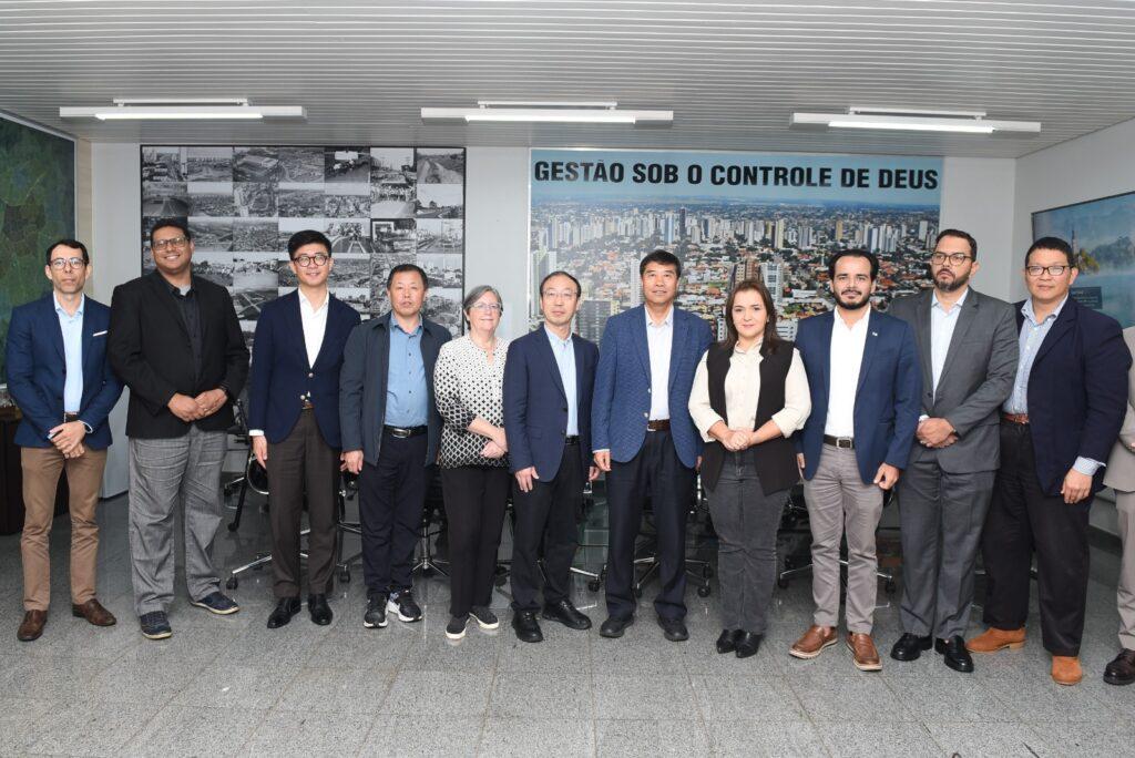 Prefeitura recebe grupo chinês que quer investir em Mato Grosso do Sul.