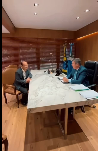 Após ferias, o Governado Eduardo Riedel, reassume governo de Mato Grosso do Sul. Após ferias, o Governado Eduardo Riedel, reassume governo de Mato Grosso do Sul.