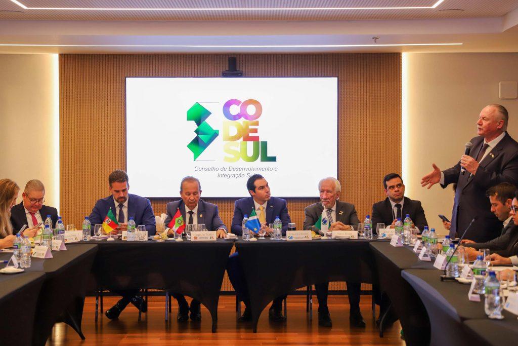 Visão Regional 2040: MS encabeça estratégia de desenvolvimento conjunto com RS, PR e SC. Visão Regional 2040: MS encabeça estratégia de desenvolvimento conjunto com RS, PR e SC.