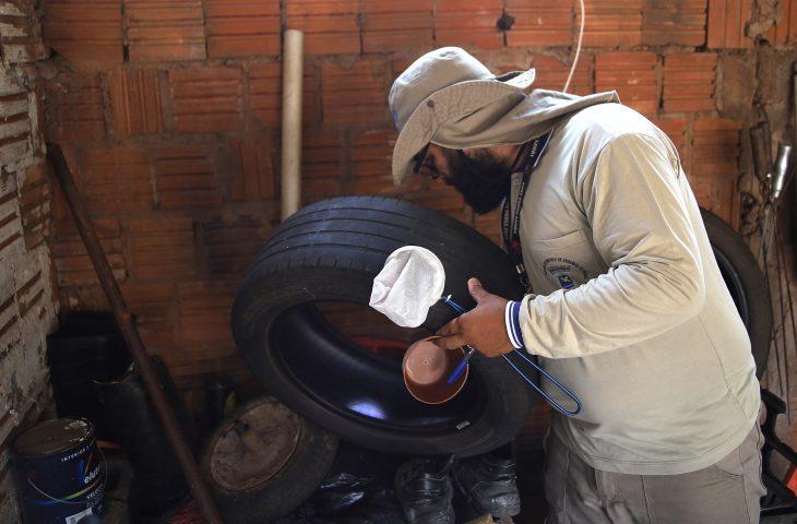 Dengue recua em MS, mas avanço da Chikungunya acende alerta de que cuidados precisam ser mantidos. Dengue recua em MS, mas avanço da Chikungunya acende alerta de que cuidados precisam ser mantidos.