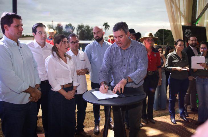 Para promover e ampliar inclusão, Governo de Mato Grosso do Sul lança projeto ‘Laços da Cidadania’. Para promover e ampliar inclusão, Governo de Mato Grosso do Sul lança projeto ‘Laços da Cidadania’.