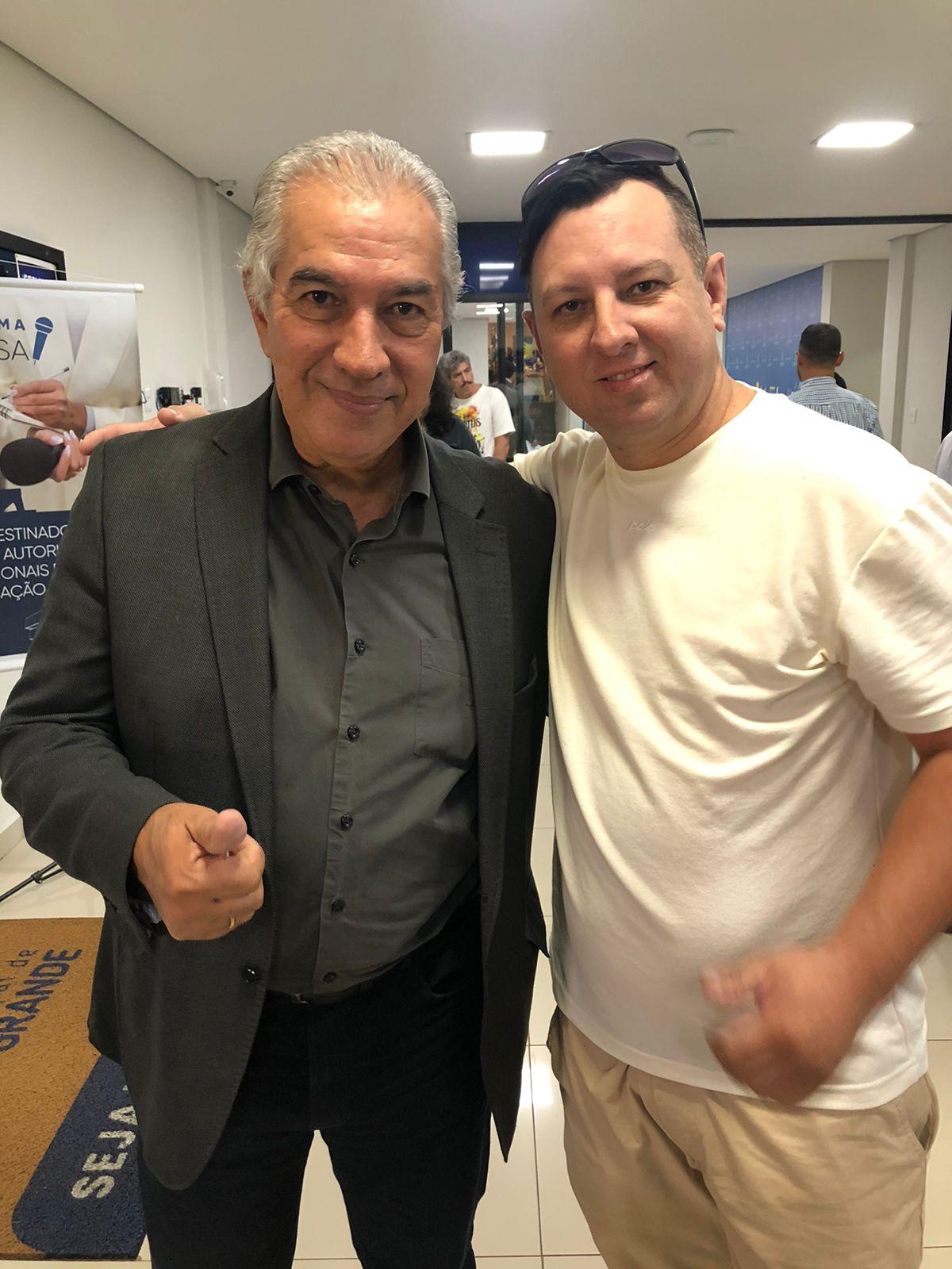 Ex-governador Reinaldo Azambuja visita a Câmara CG e debate desenvolvimento da Capital com vereadores.