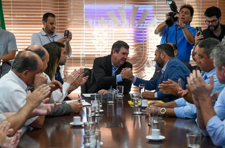 Alcinópolis apresenta projetos para pavimentar serras, novo bairro e reforma em unidade de saúde. Alcinópolis apresenta projetos para pavimentar serras, novo bairro e reforma em unidade de saúde.