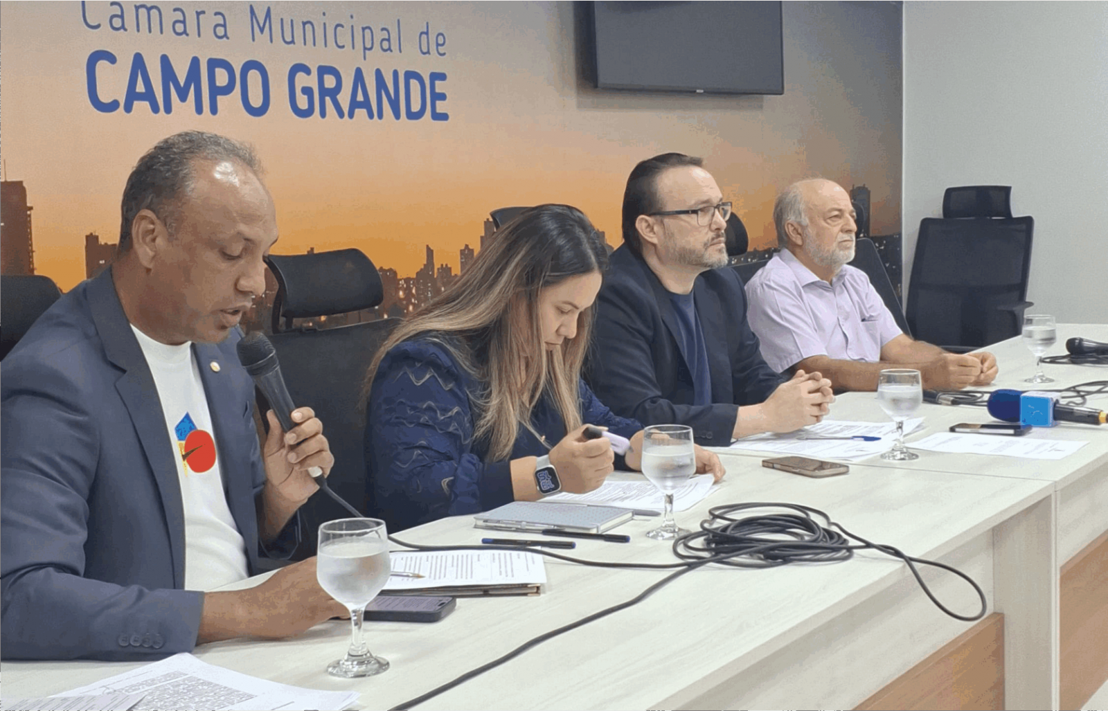 Durante 4ª Oitiva da CPI, Junior Coringa denuncia inconsistências em relatórios do transporte coletivo.