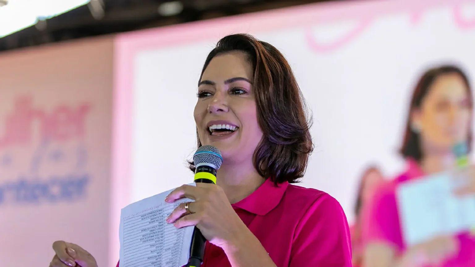PL Mulher confirma presença de Michelle Bolsonaro em Sidrolândia para evento em 24 de maio. PL Mulher confirma presença de Michelle Bolsonaro em Sidrolândia para evento em 24 de maio.