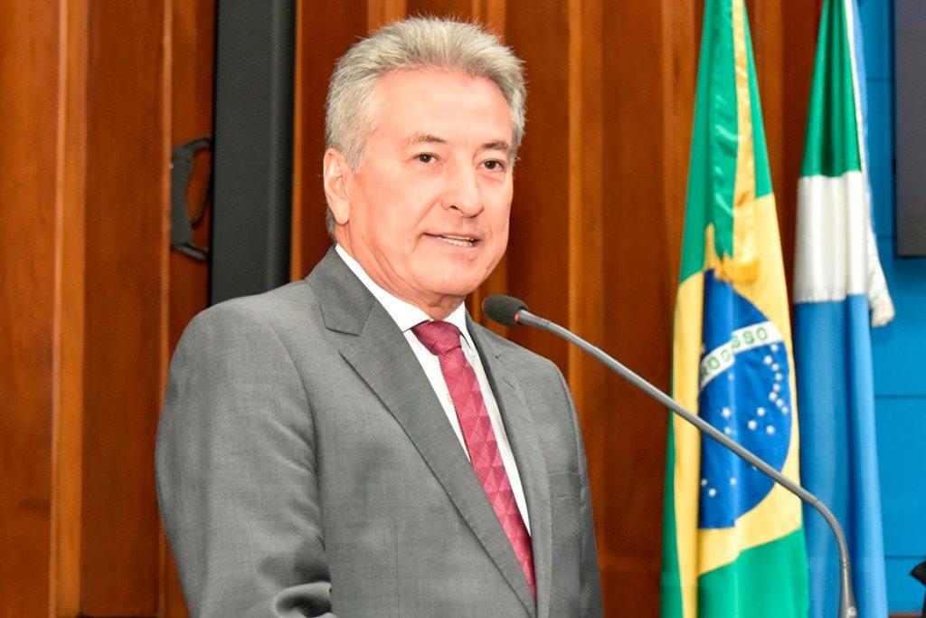 Projeto trata sobre a obrigação de acostamentos pavimentados em rodovias.