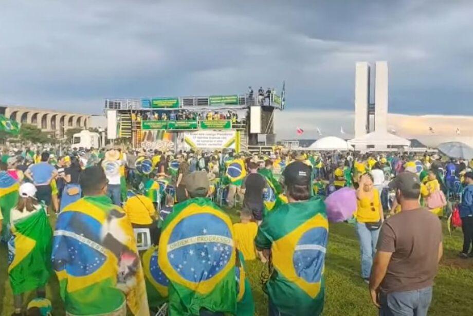 Se Congresso aprovar anistia,  Se Congresso aprovar anistia, 'ninguém tem que se meter', diz o ex presidente Jair Messias Bolsonaro em Brasília.