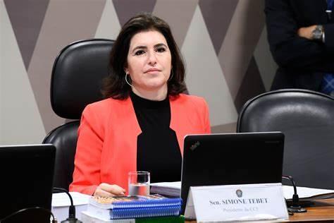 Ministra Simone Tebet dobra salário atuando em firma que tem participação acionária da União. Ministra Simone Tebet dobra salário atuando em firma que tem participação acionária da União.