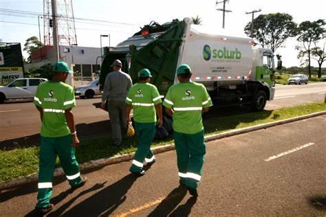 A empresa Solurb vai encerrar coleta de lixo de empresas e condomínios de Campo Grande em 6 meses.
