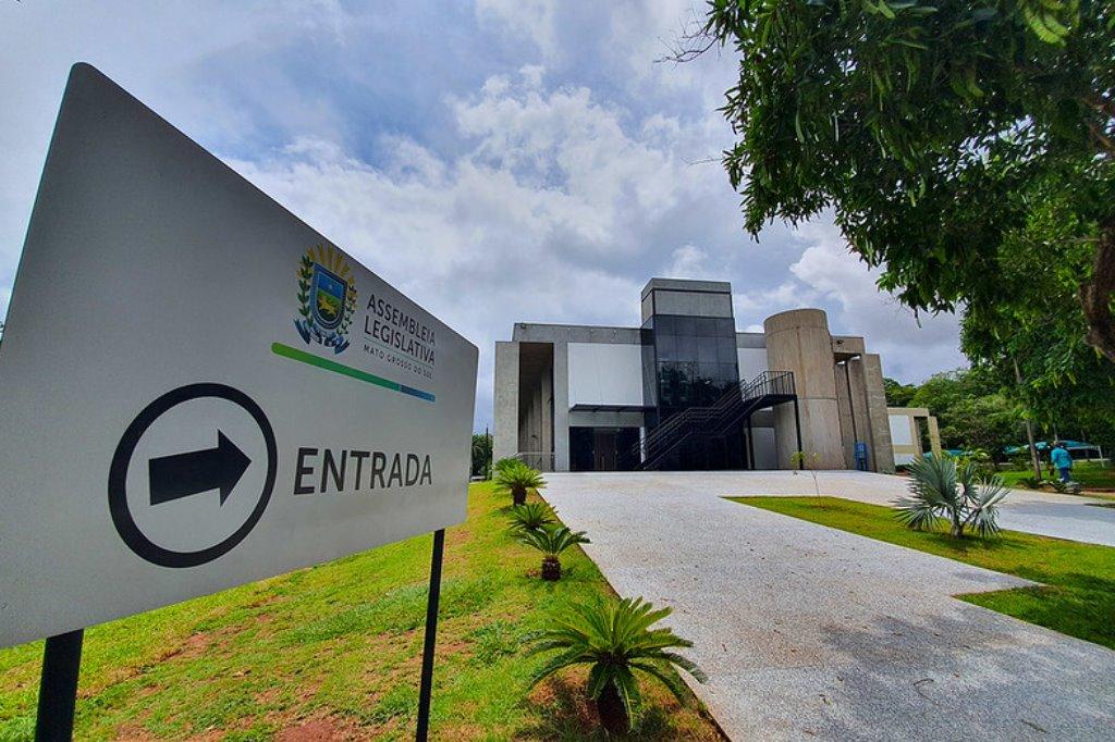 Agenda: Início de julho tem duas sessões solenes, reuniões e missa. Agenda: Início de julho tem duas sessões solenes, reuniões e missa.